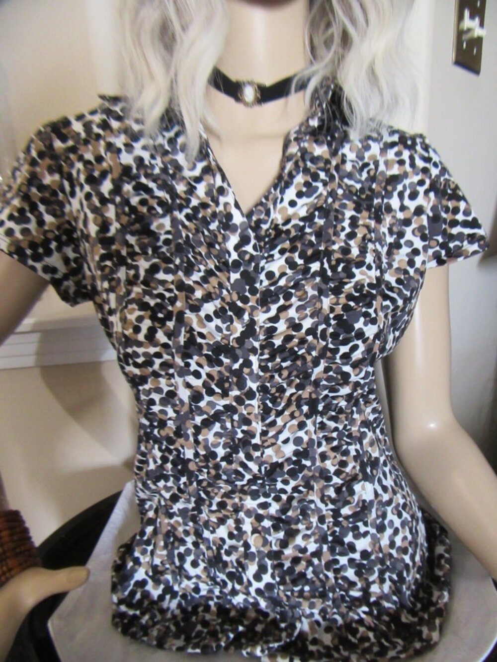 Ladies Size small Button Blouse Ricki;s
